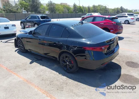 2020 Alfa Romeo Giulia из США, поврежденный, VIN ZARFAMAN1L7636744